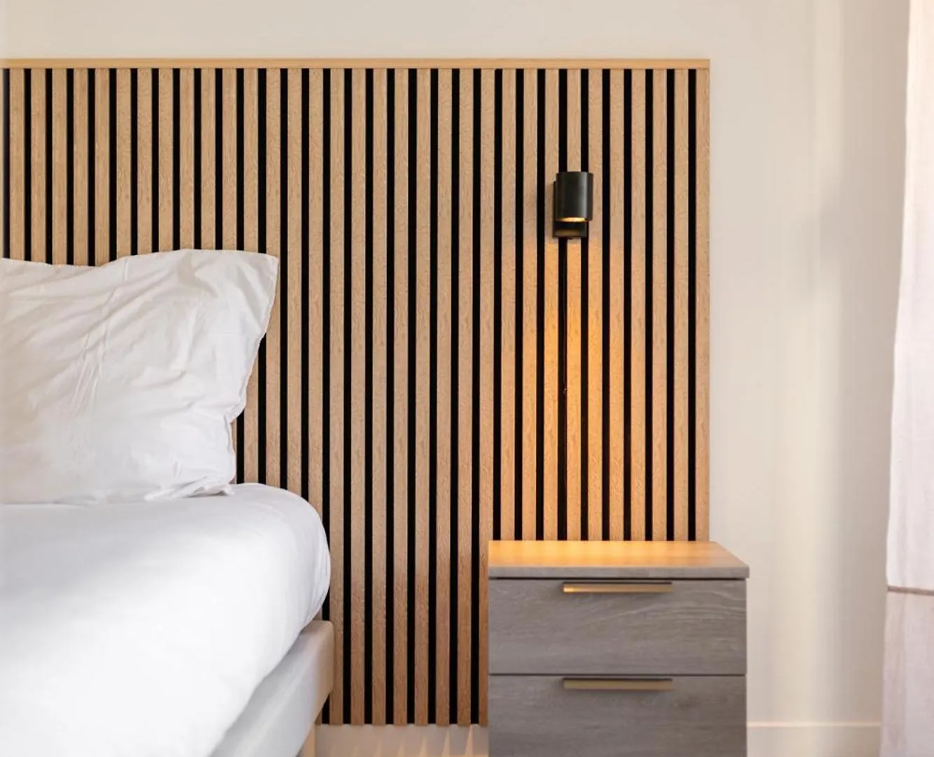 Le Carre D'Or - Tout Confort - Hyper Centre- Plage Menton 0*,  France